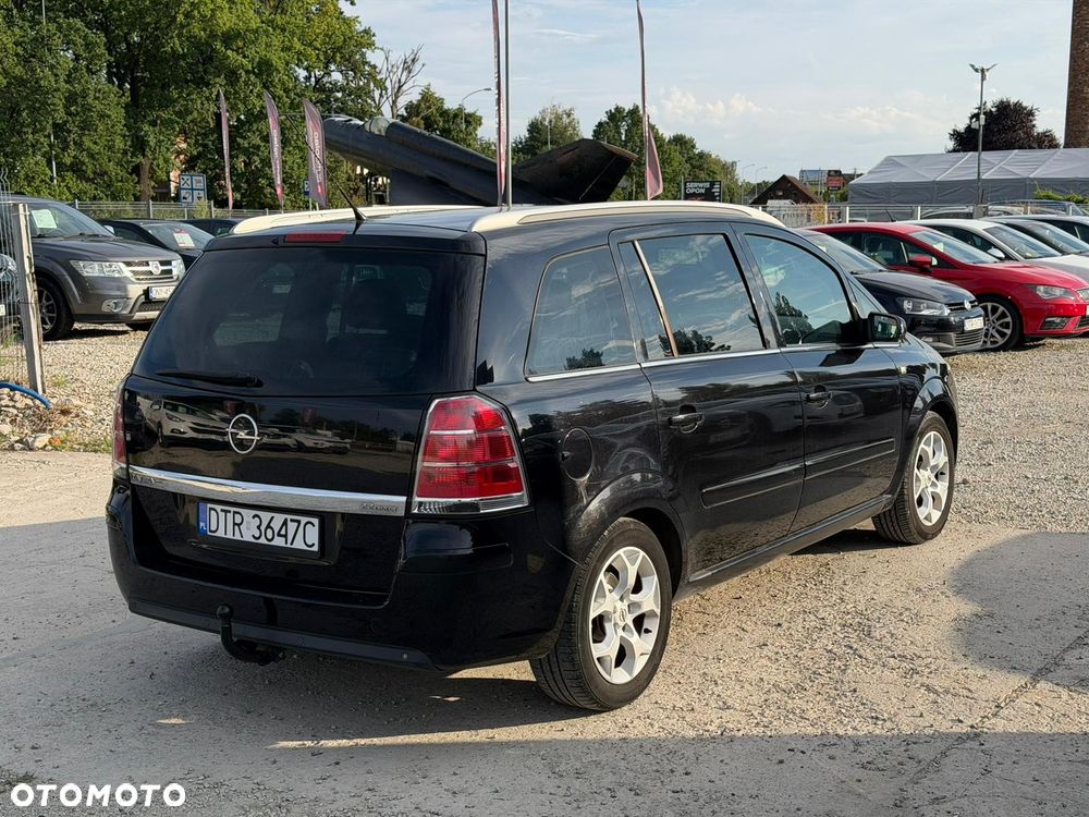 Opel Zafira - 4