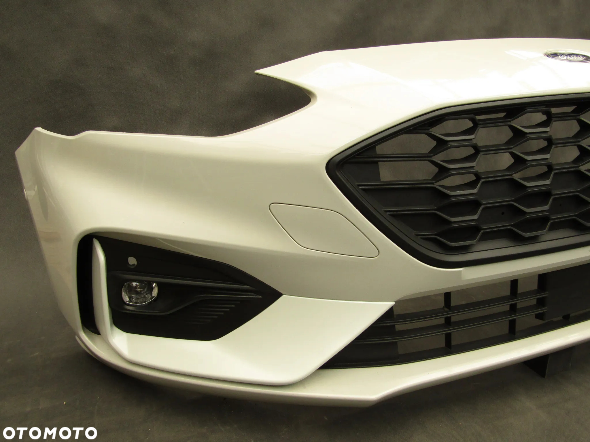 Zderzak przedni Ford Focus ST LINE MK4 18 - 23 Pdc-6 Lakier Metropolis White - 8