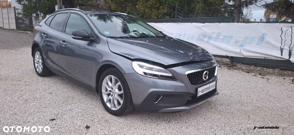 Volvo V40 Cross Country - 2