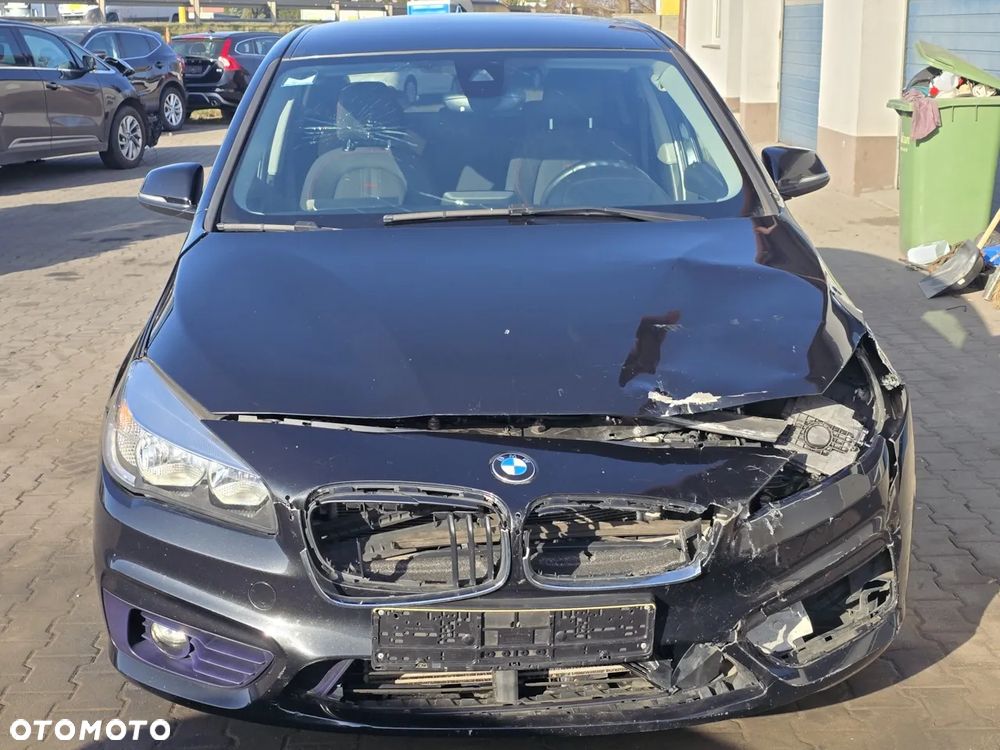 BMW Seria 2 216d Sport Line - 8