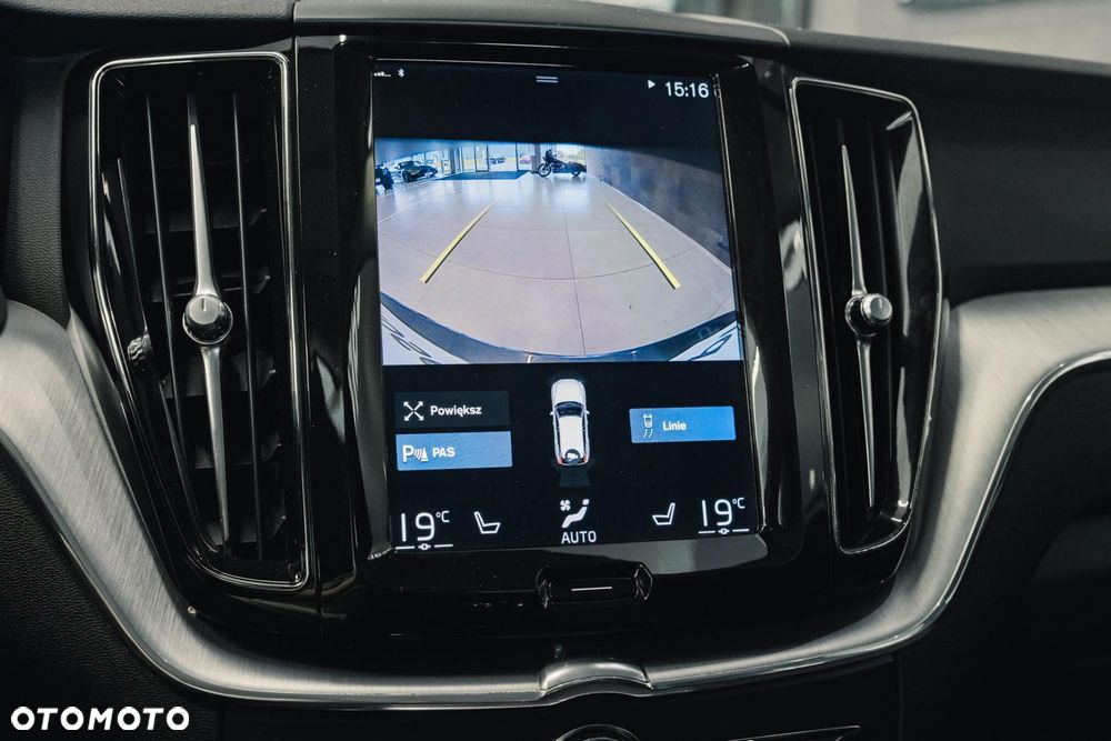 Volvo XC 60 - 18
