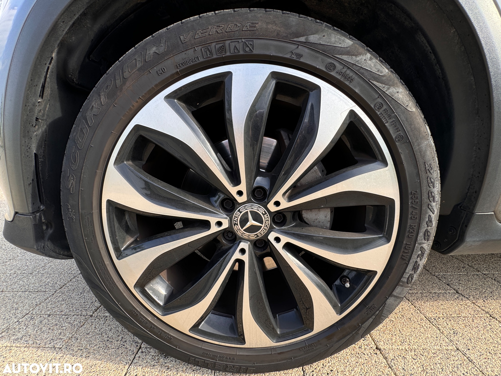 Mercedes-Benz GLC 220 d 4Matic 9G-TRONIC Exclusive - 6