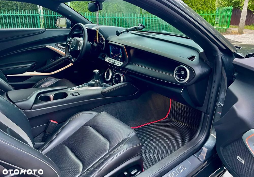 Chevrolet Camaro - 18