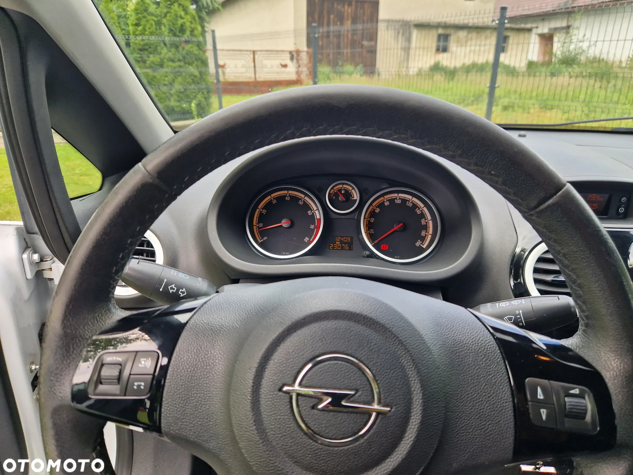 Opel Corsa 1.4 T Color Edition S&S - 12