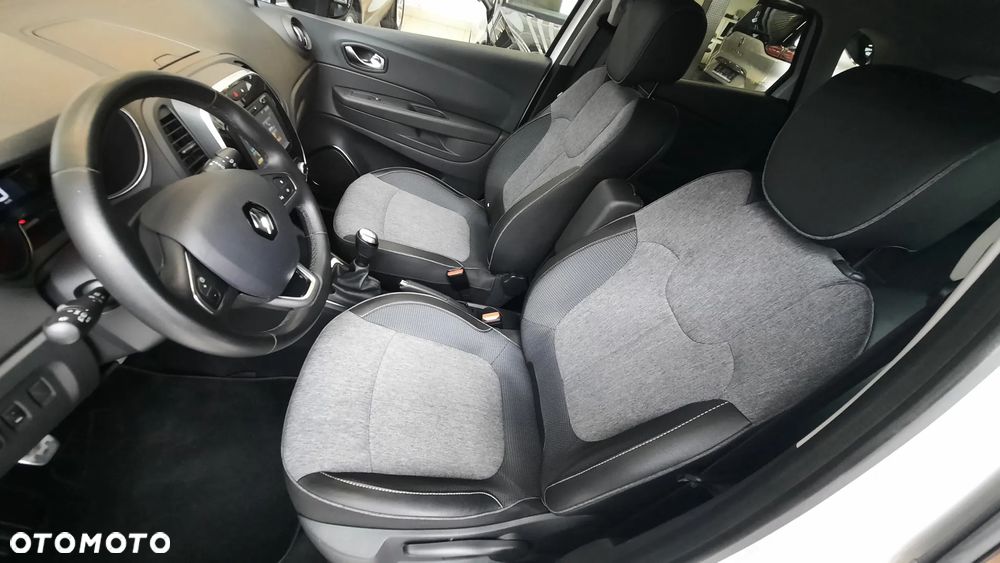 Renault Captur (ENERGY) TCe 90 INTENS - 11