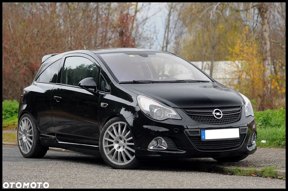 Opel Corsa 1.6 Turbo OPC - 1