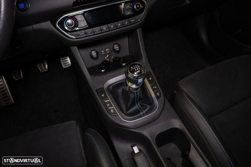 Hyundai i30 N 2.0 T-GDi Pack Performance - 34
