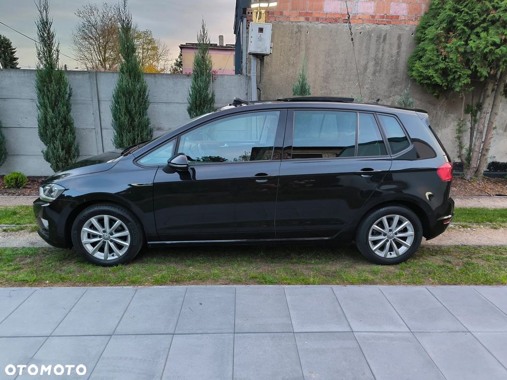 Volkswagen Golf Sportsvan 2015 photo 4