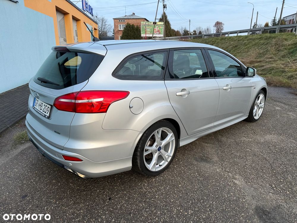 Ford Focus 1.0 EcoBoost Start-Stopp-System ST-LINE STYLE - 28