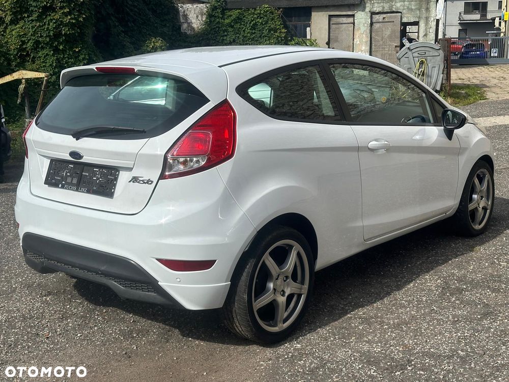 Ford Fiesta 1.5 TDCi Silver X - 27