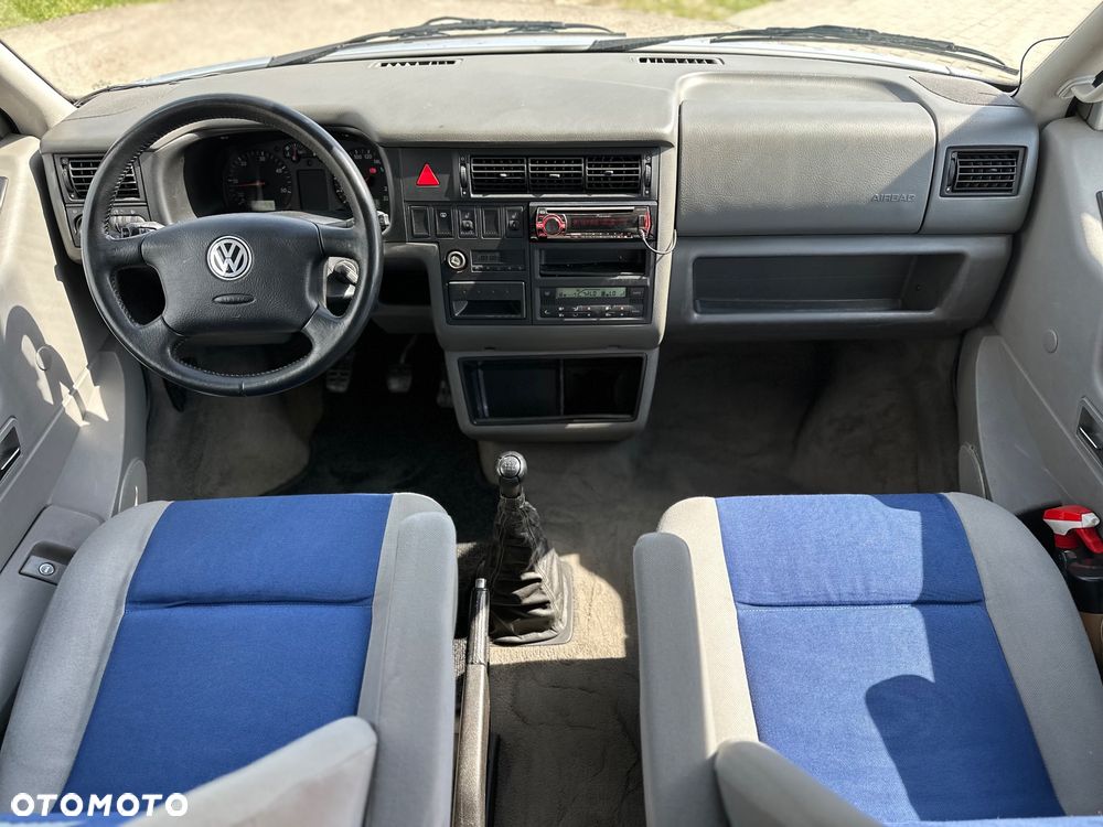 Volkswagen Multivan Standard - 18