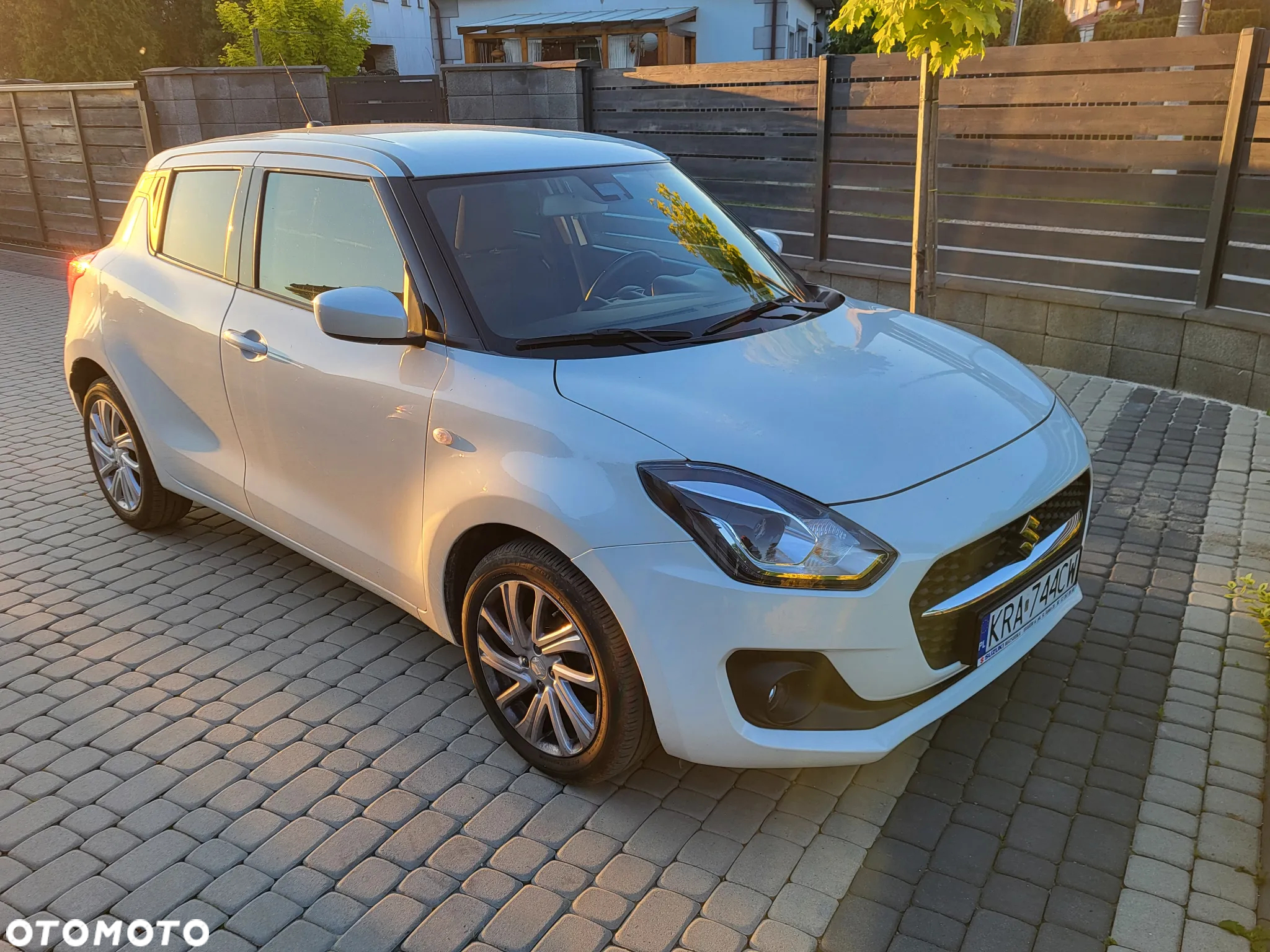 Suzuki Swift 1.2 Dualjet Hybrid CVT Comfort - 6