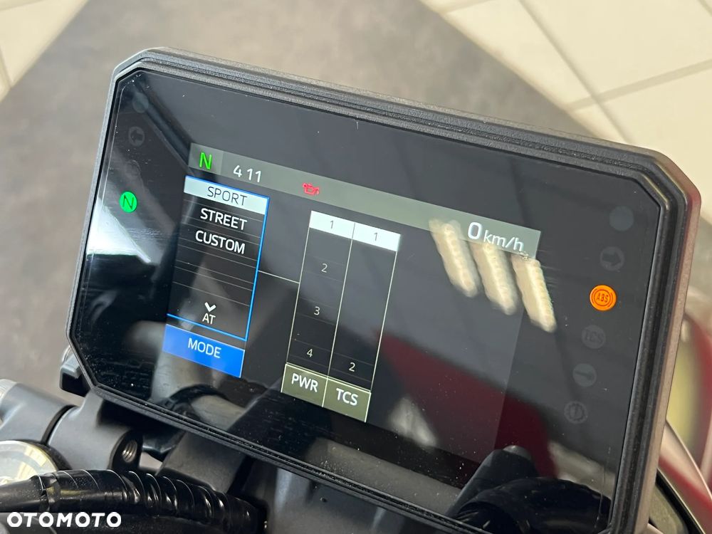 Yamaha MT - 19