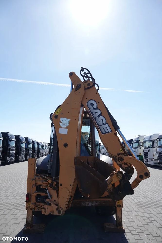 Case 580 ST / KOPARKO-ŁADOWARKA /KOMPLET ŁYŻEK / SPROWADZONA - 16