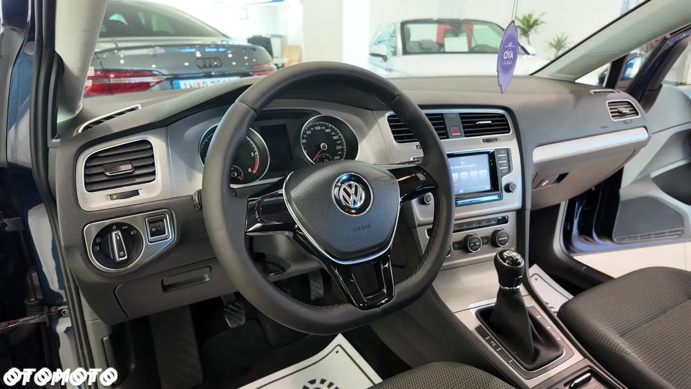 Volkswagen Golf 2.0 BlueTDI Comfortline - 24