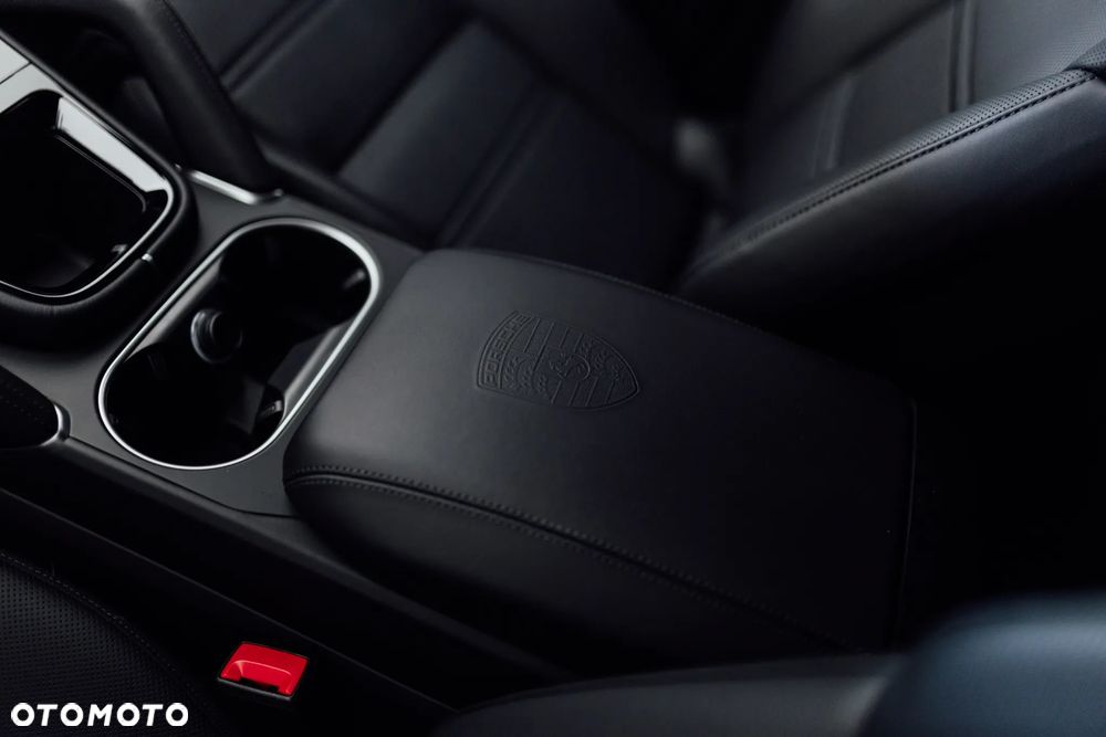 Porsche Cayenne S E-Hybrid PHEV - 32