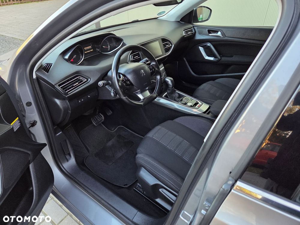 Peugeot 308 BlueHDi 150 EAT6 Stop & Start Allure - 12
