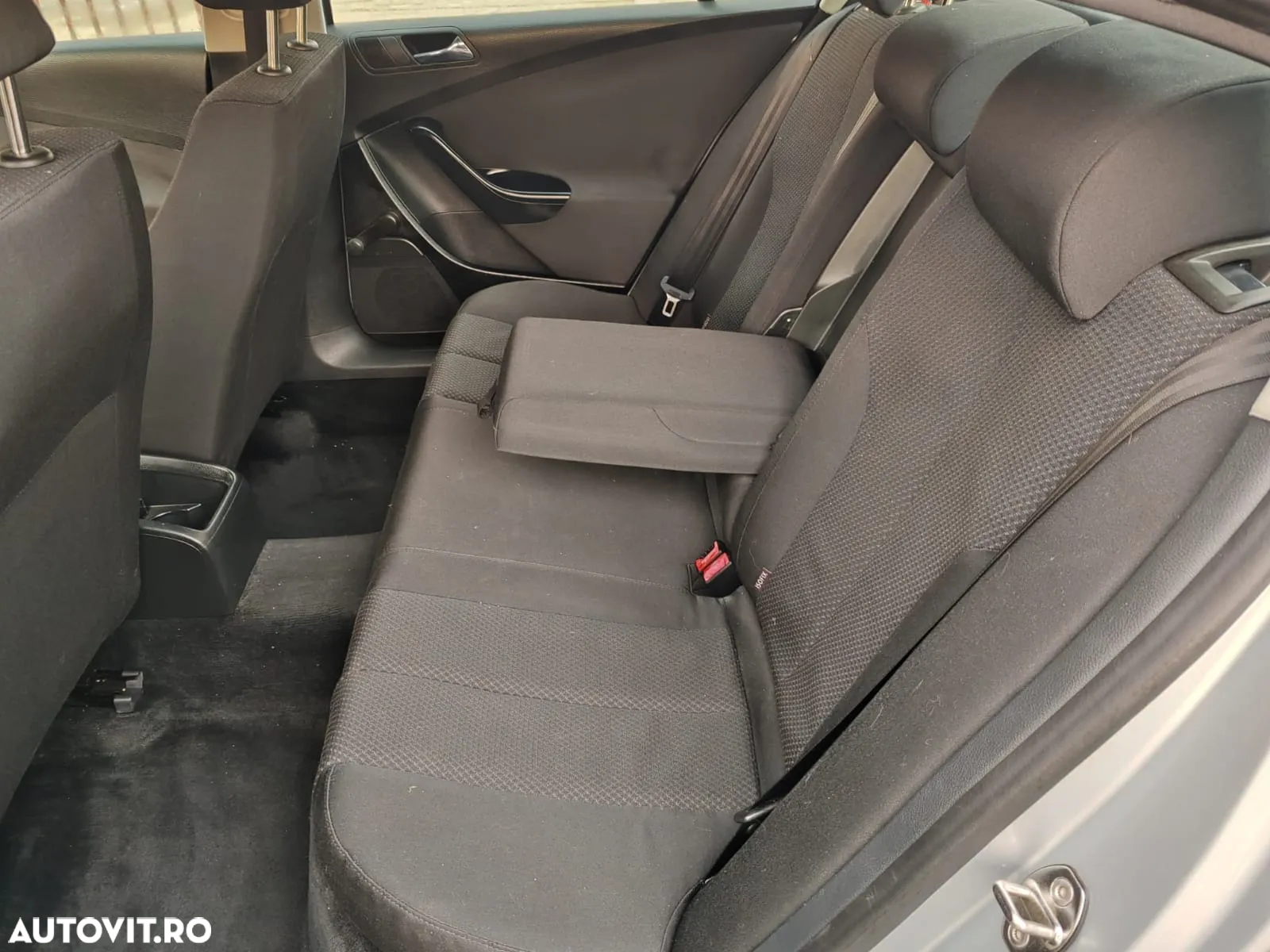 Volkswagen Passat - 6