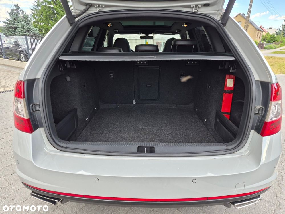 Skoda Octavia 2.0 TDI 4x4 DSG RS - 21