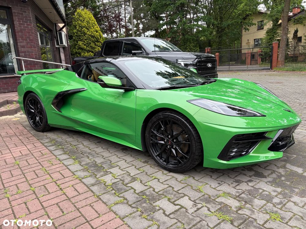 Chevrolet Corvette - 15