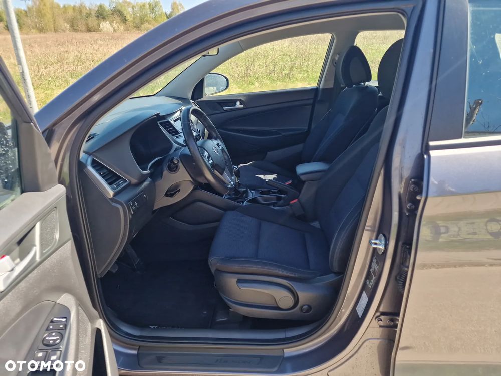 Hyundai Tucson 1.6 GDI BlueDrive Comfort 2WD - 9