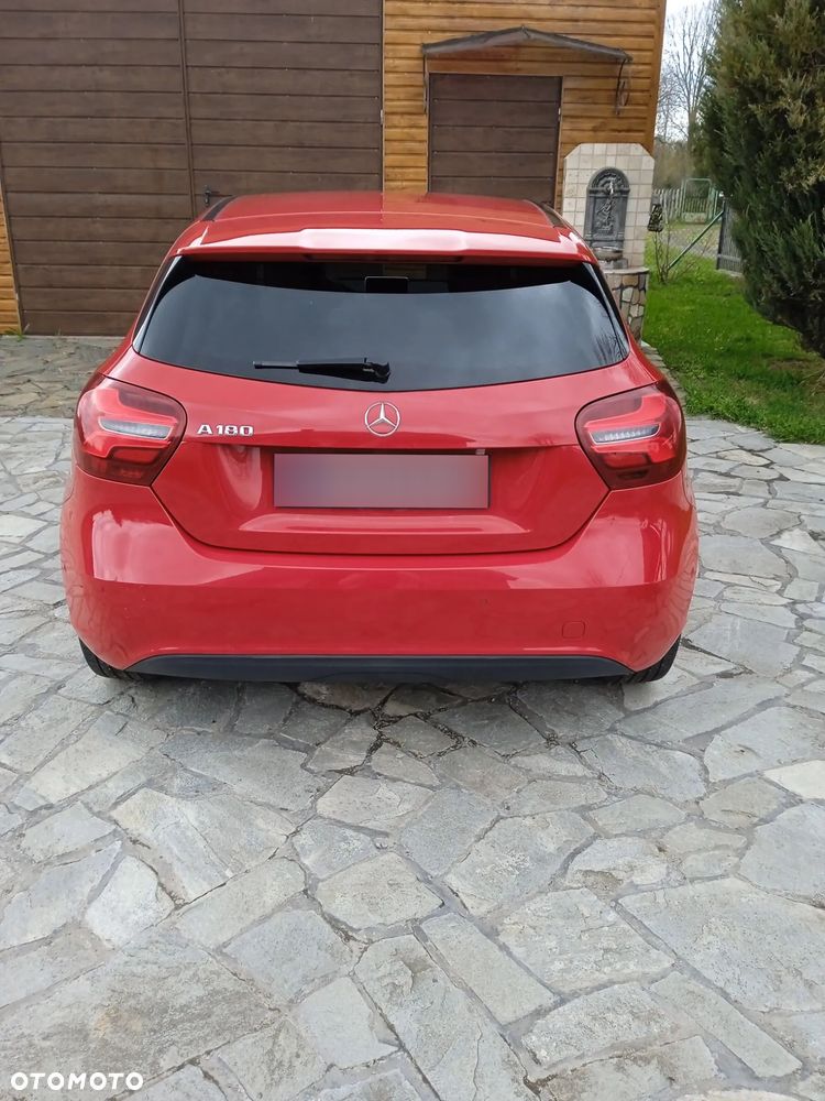 Mercedes-Benz Klasa A 180 7G-DCT - 5