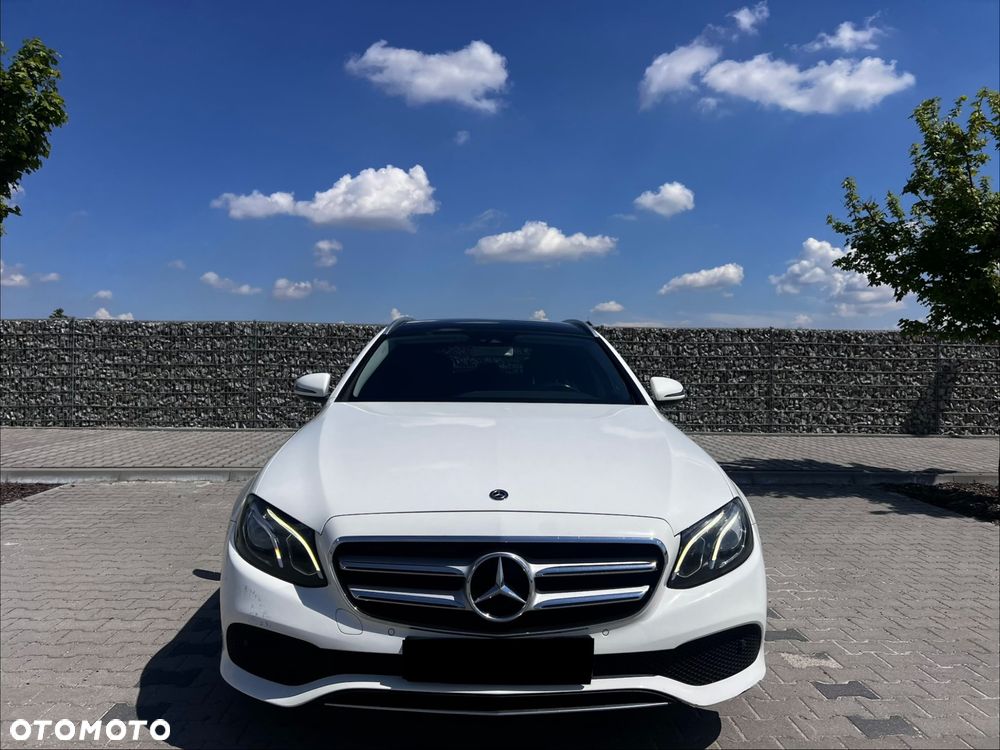 Mercedes-Benz Klasa E 220 d 9G-TRONIC Avantgarde - 2