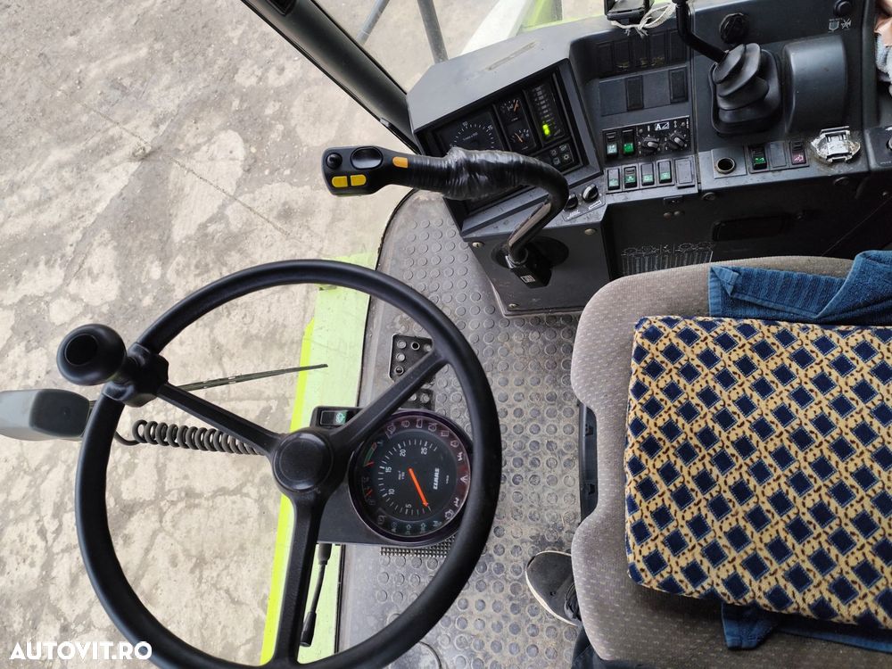 Claas Mega 350 Combina Agricola - 10