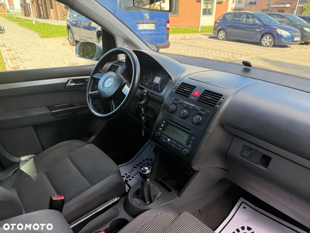 Volkswagen Touran 2.0 TDI Trendline - 8