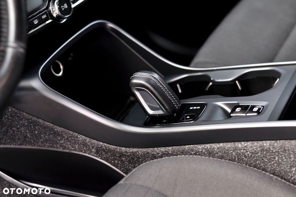 Volvo XC 40 D3 Momentum - 20