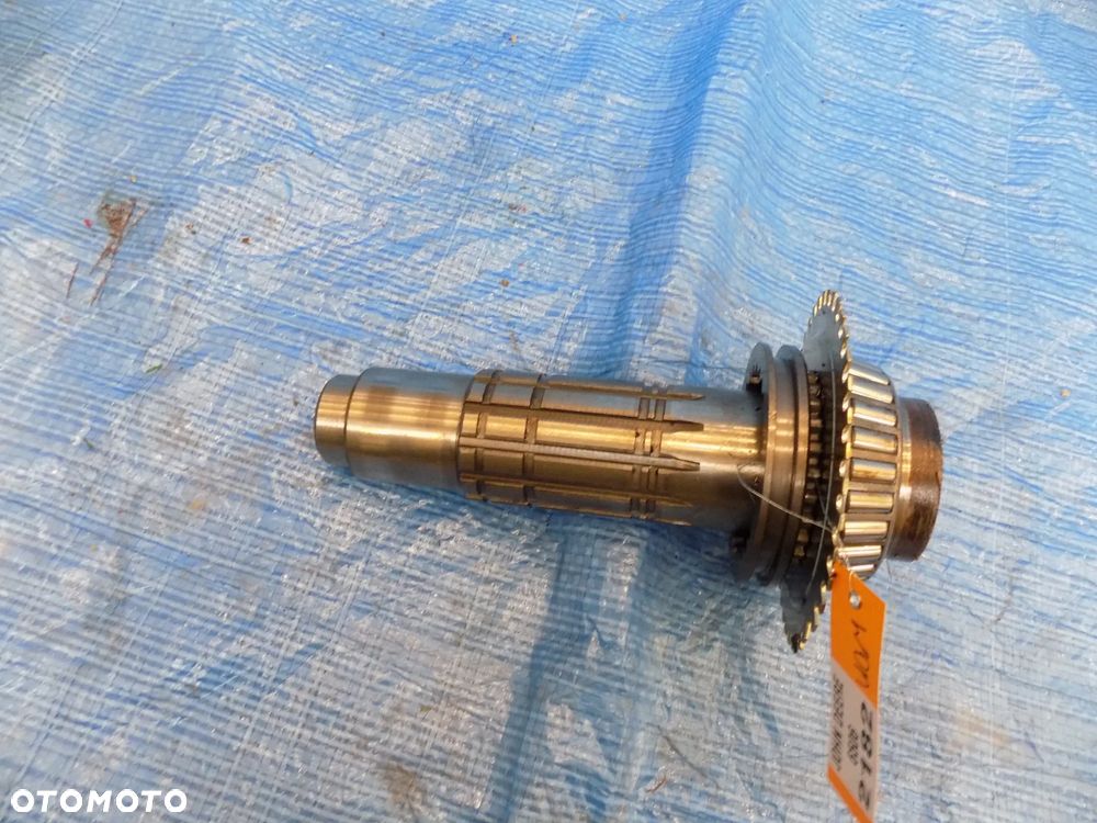 John Deere seria 6000, 6600  6506 wałek tulej WOM l101903 6800 6900 - 4