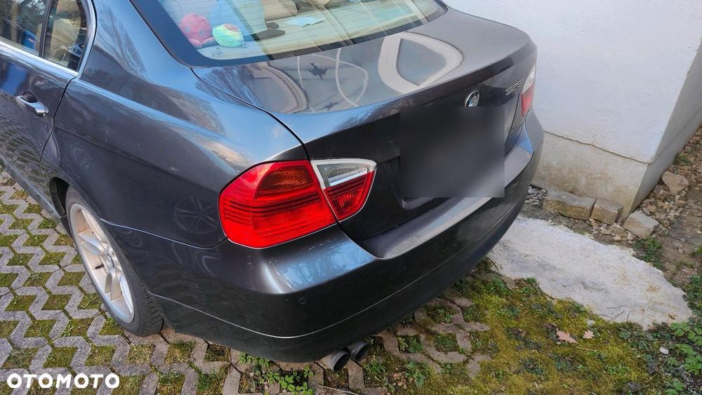 BMW Seria 3 325i - 3