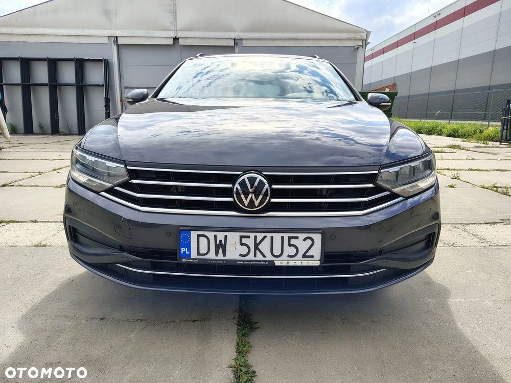 Volkswagen Passat 2.0 TSI Business DSG - 2