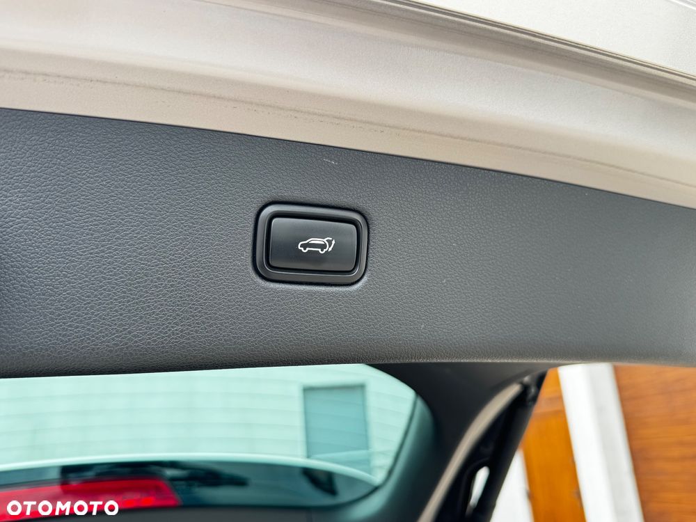Hyundai Tucson 2.0 CRDI BlueDrive Style 2WD - 12