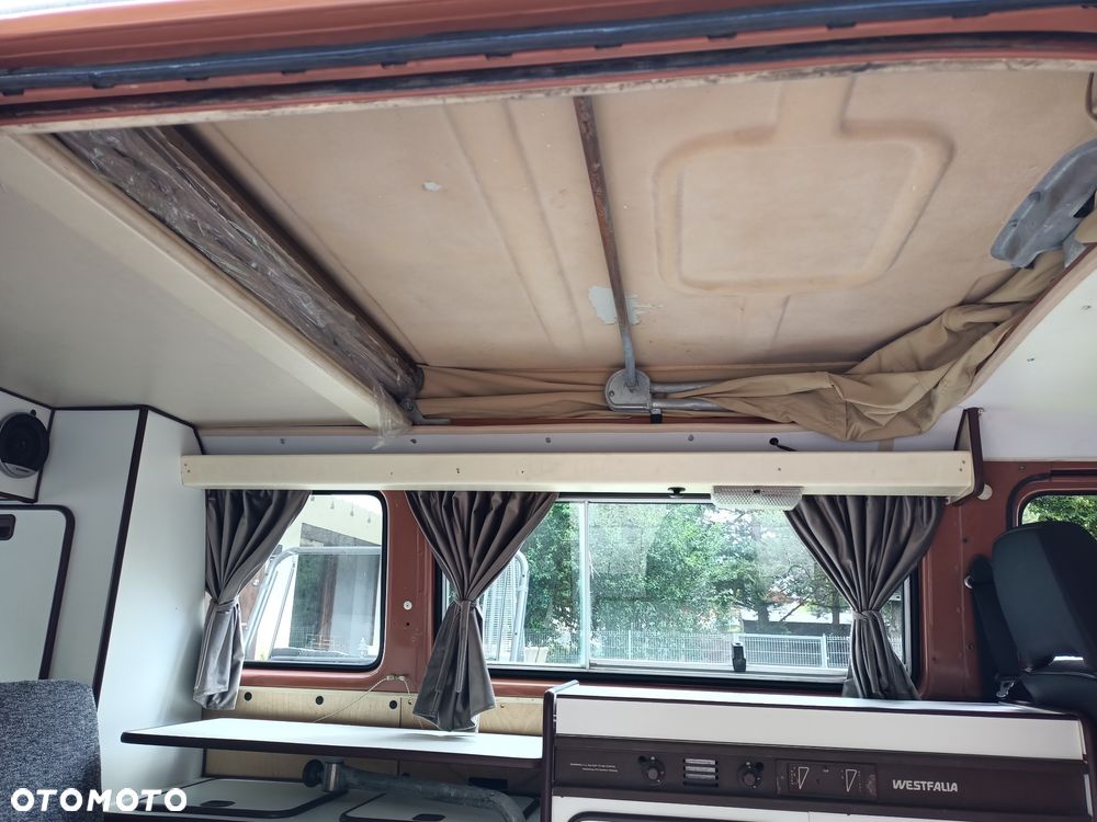 Volkswagen Transporter - 13