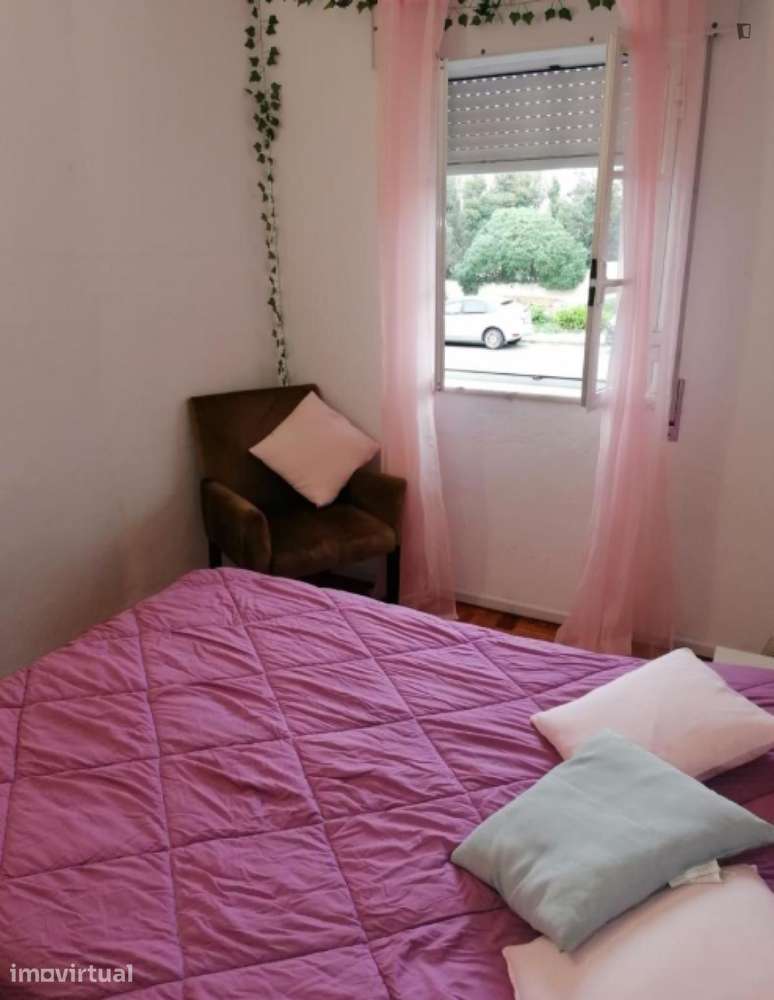 Quarto - localizado em Olivais Lisbon - Grande imagem: 4/13