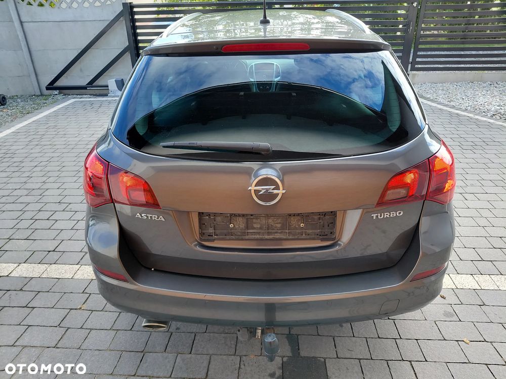 Opel Astra 1.4 Turbo - 9