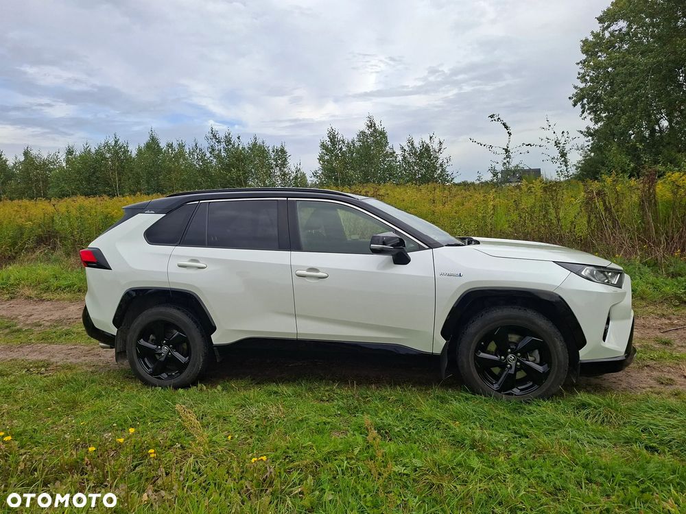 Toyota RAV4 - 1