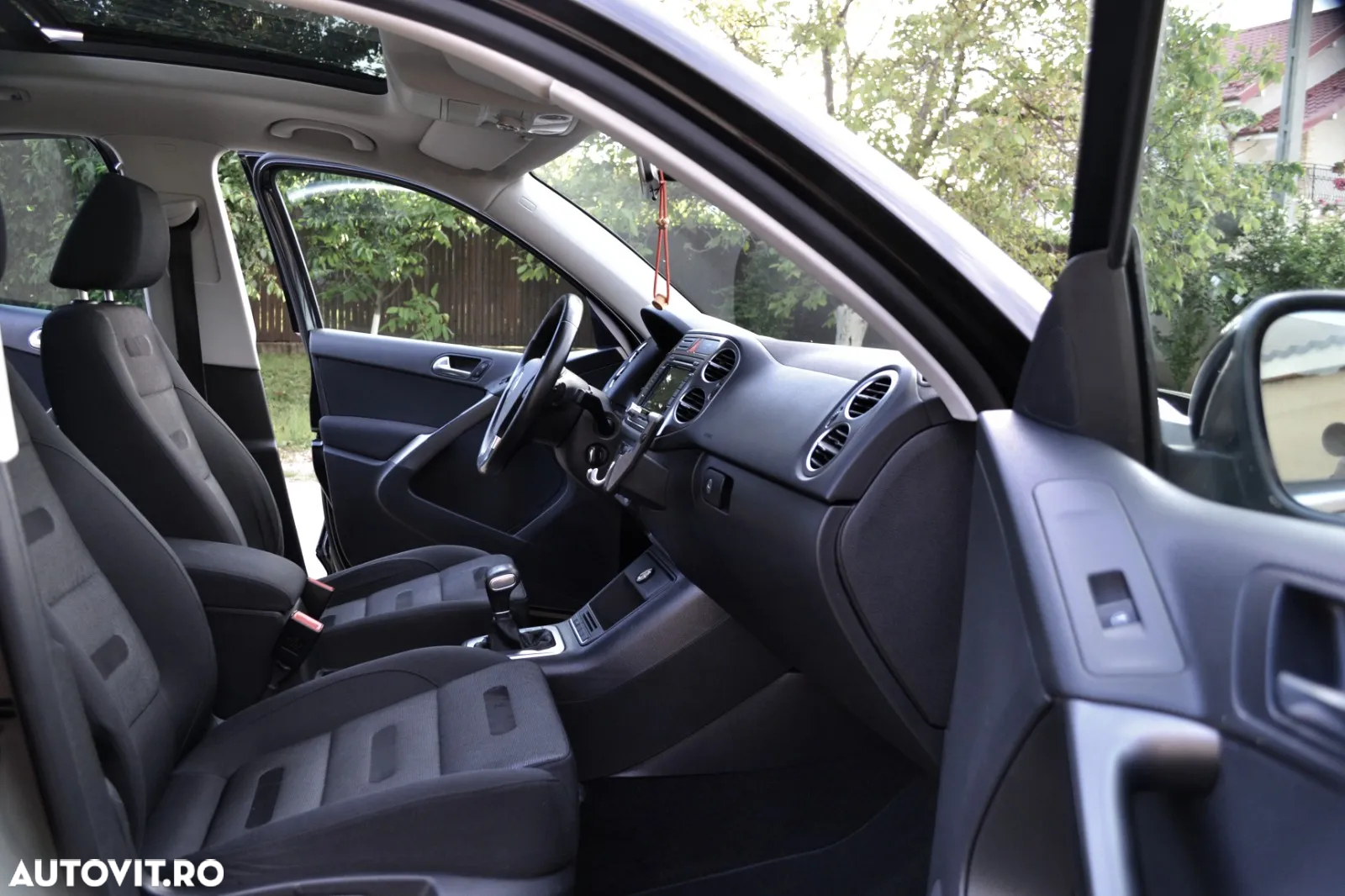 Volkswagen Tiguan 2.0 TDI 4Motion DSG Sport & Style - 14