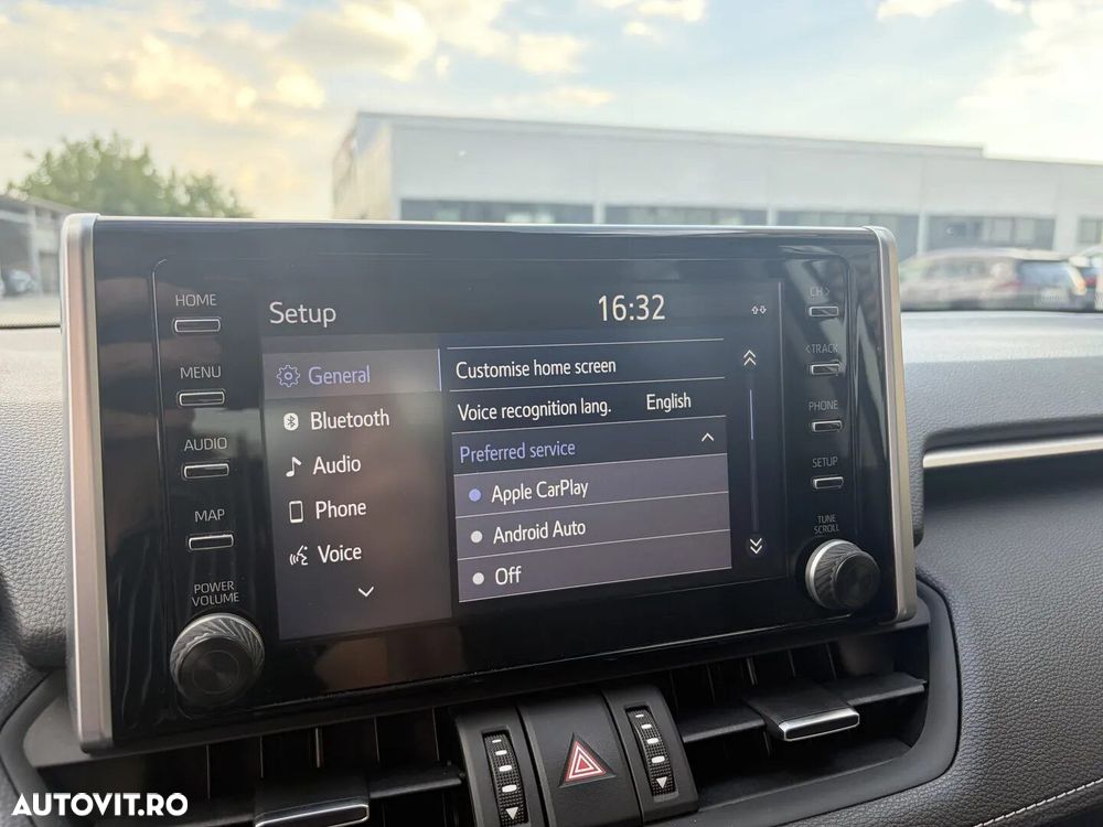 Toyota RAV4 - 23