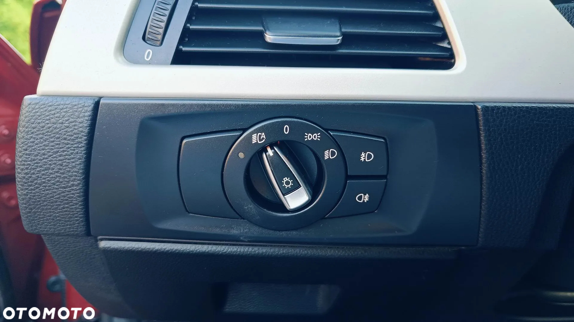 BMW Seria 3 318i Touring - 30