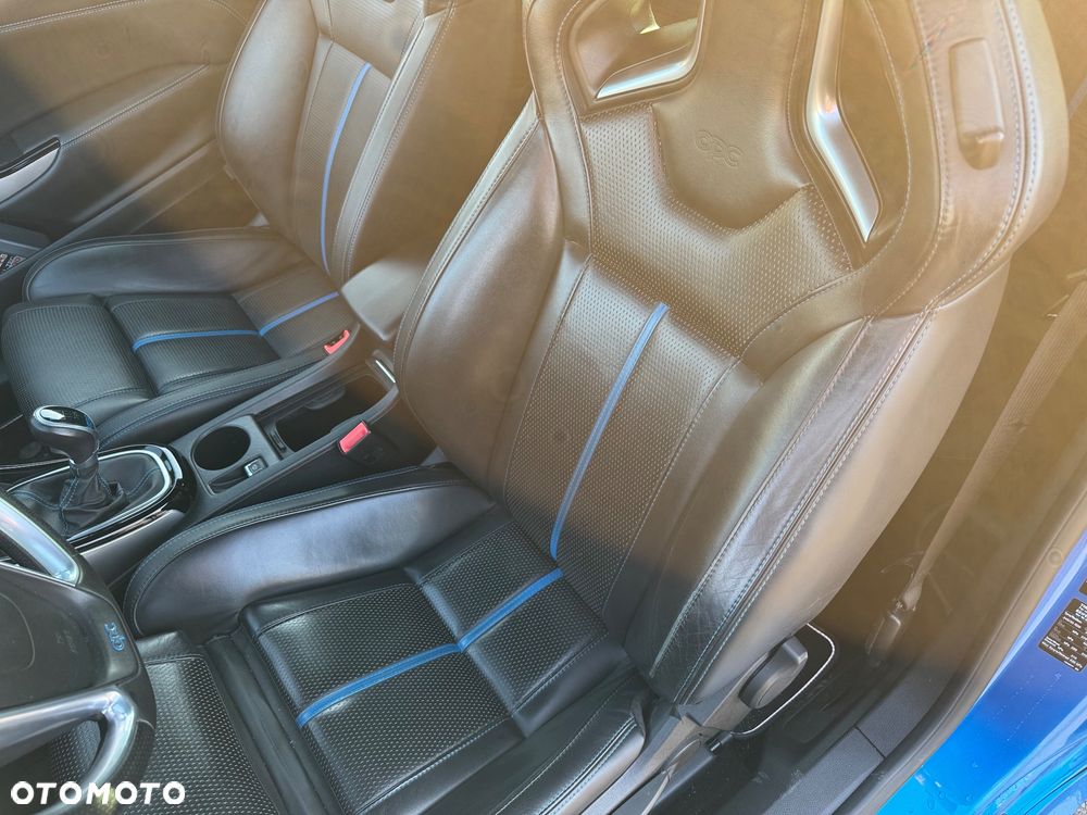 Opel Astra OPC - 9