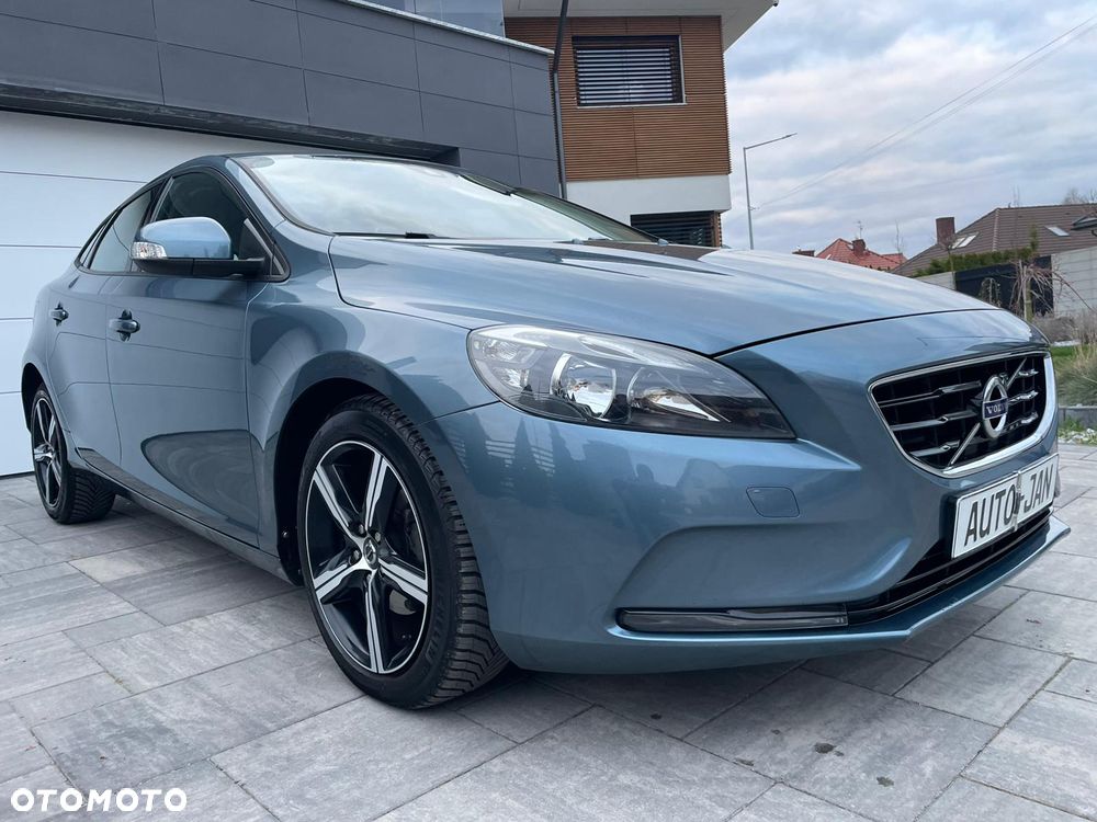 Volvo V40 D2 Summum - 30