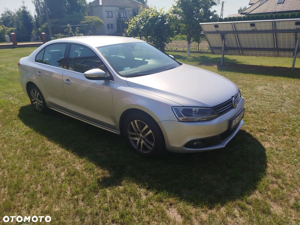 Volkswagen Jetta 1.4 TSI Highline - 4