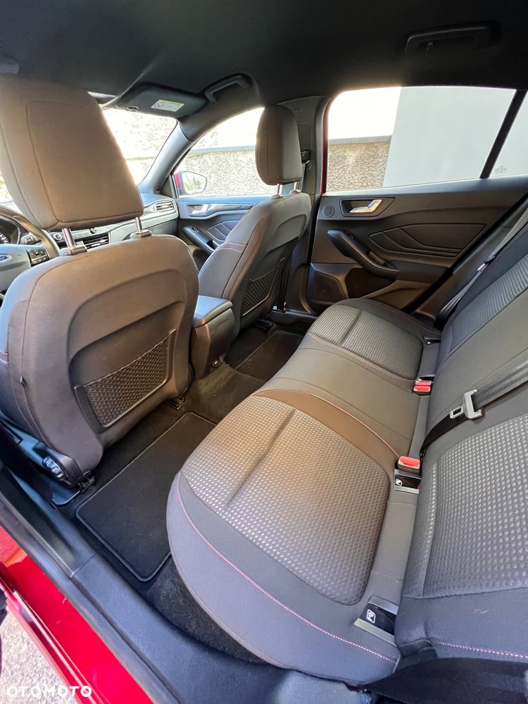 Ford Focus 1.0 EcoBoost ST-Line Business - 12