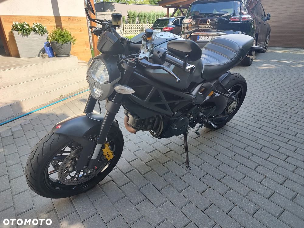 Ducati Monster - 2