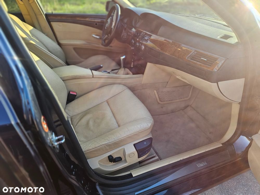 BMW Seria 5 - 12