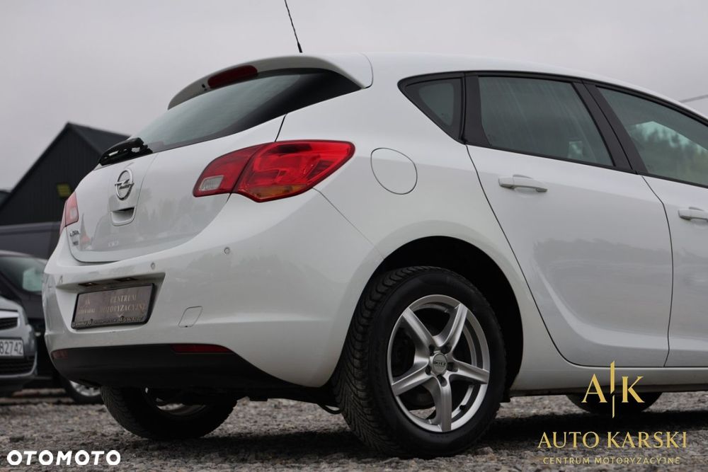 Opel Astra - 10