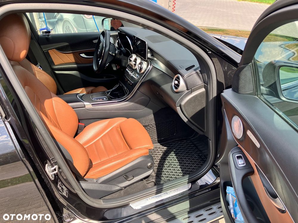 Mercedes-Benz GLC 300 d 4-Matic - 7