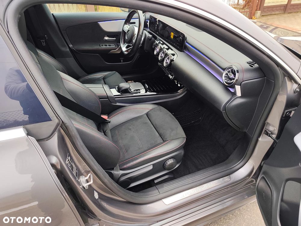 Mercedes-Benz CLA 200 AMG Line 7G-DCT - 5